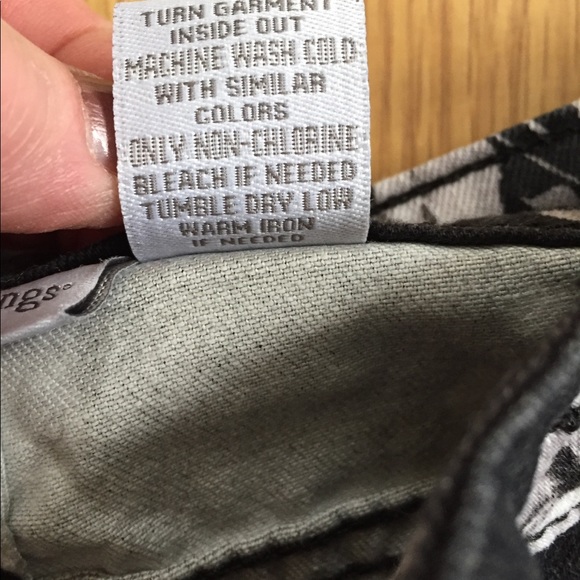 Soft Surroundings 18 Floral Black Jeans w/ Stretch - Picture 6 of 6